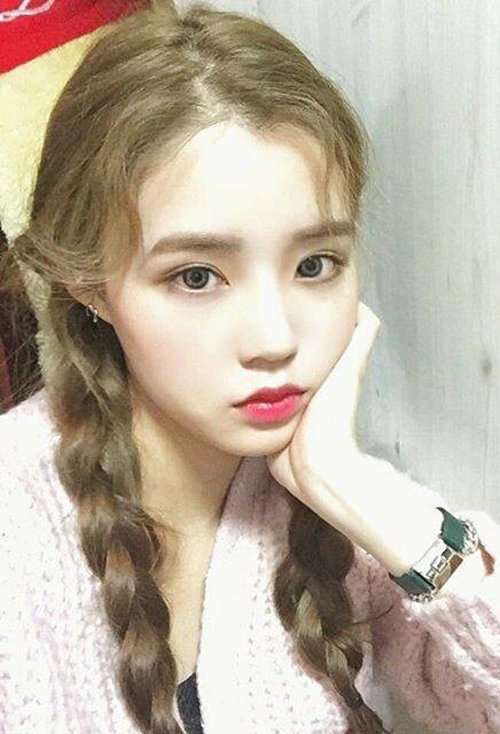 ��խŮ����˫��������ͼƬ ���ô��ȵ�Ů������ӷ���