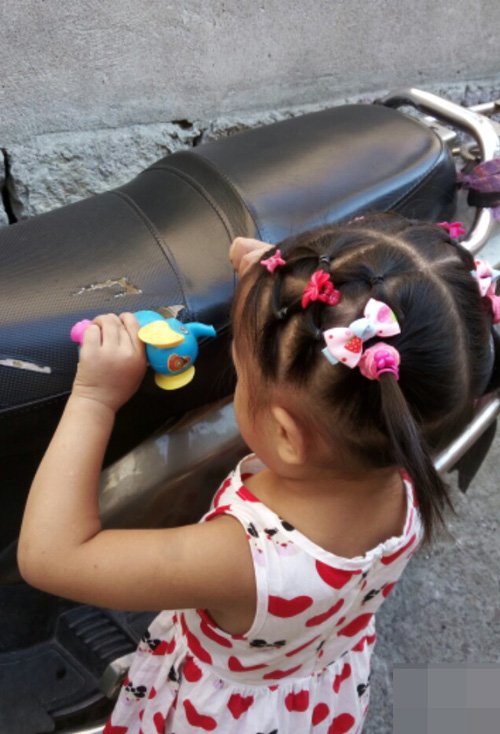 ����Ů�����̷���ô���ÿ� ���ۿɰ���СŮ������ͼƬ