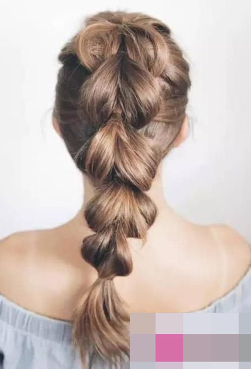 ��һ����β�������������� ��ӱ�и��Ե�Ů���෢���