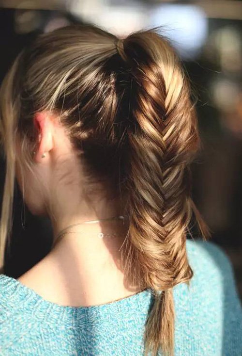 ��һ����β�������������� ��ӱ�и��Ե�Ů���෢���