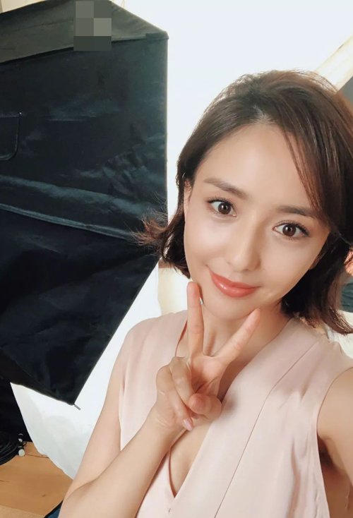 ������Ů���ؼ���ͷ������ ���峱��Ȧ��Ů���̷����