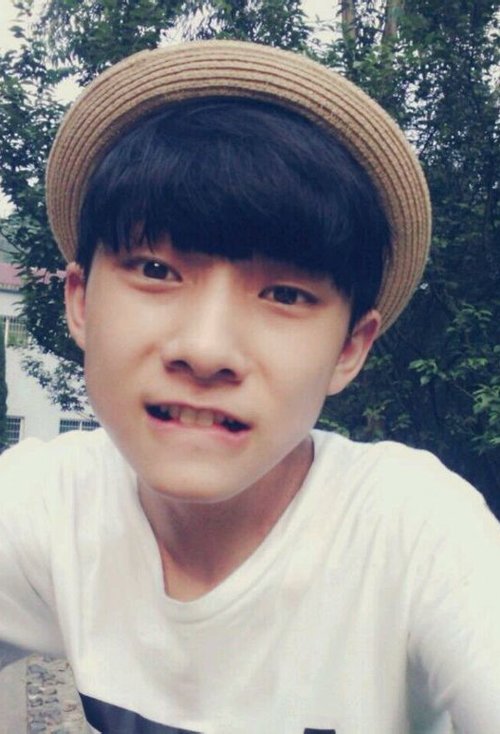 �����ô�����˧��̷����� С���������Ӣ���̷�����