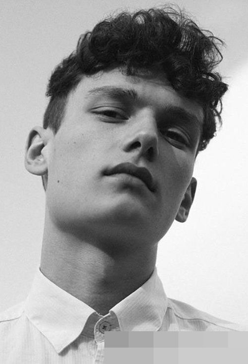 ������ͷ΢�����ɷ������� ����������˧���̷�����