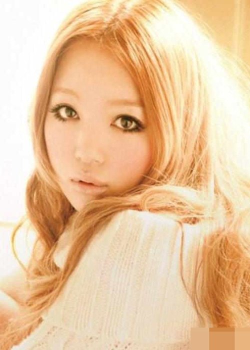 ʲô��ɫ�ʺ������Ů�� �����Գ���Ů��ͷ����ɫ