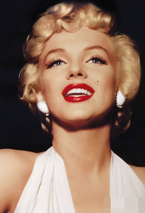 ��Ƥ���ʺ�Ⱦʲô��ɫͷ�� Ů��Ⱦ����ʱ�еķ�ɫ