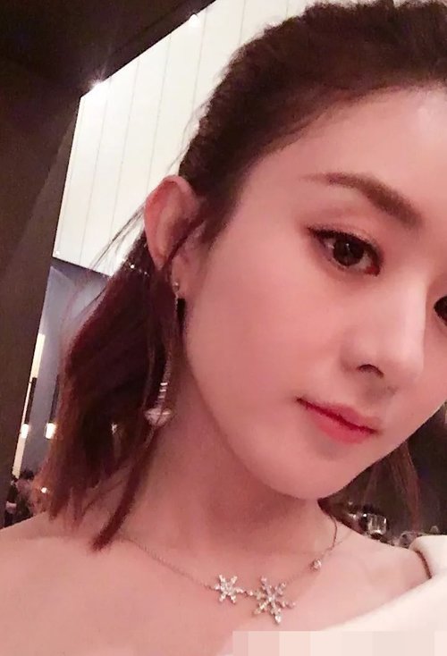 �̷���Ů�������ͷ���ÿ� �������е�Ů���̷�����ϵ