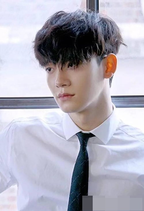 �ļ���������Щ�̷������� Ӣ��˧��������ˬ�̷�����