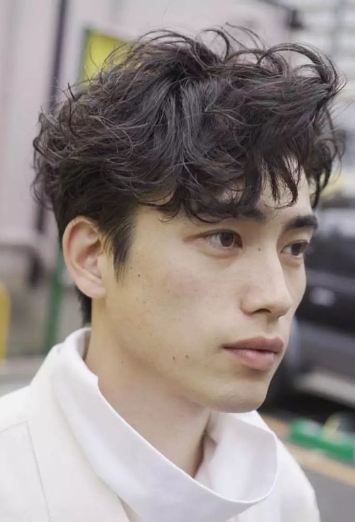 �ļ���������Щ�̷������� Ӣ��˧��������ˬ�̷�����