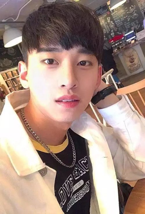 �ļ���������Щ�̷������� Ӣ��˧��������ˬ�̷�����