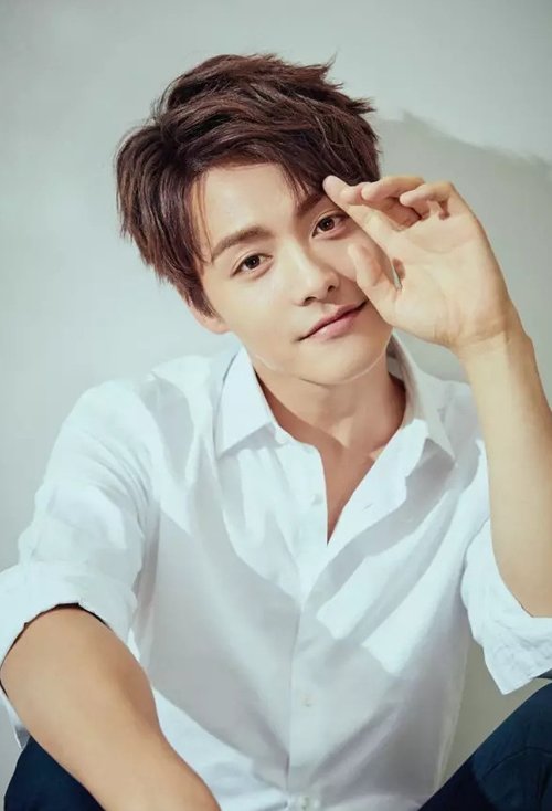 �ļ���������Щ�̷������� Ӣ��˧��������ˬ�̷�����