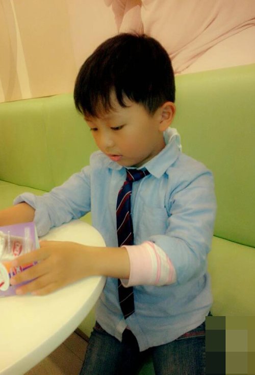 5����ͯ��˧��ʱ�з��� 2019����С�к��̷�ͼƬ