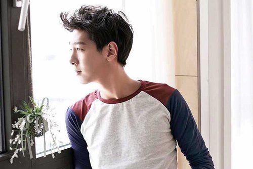 张扬自我的男生短头发赏析 主宰潮流时尚帅男短发造型