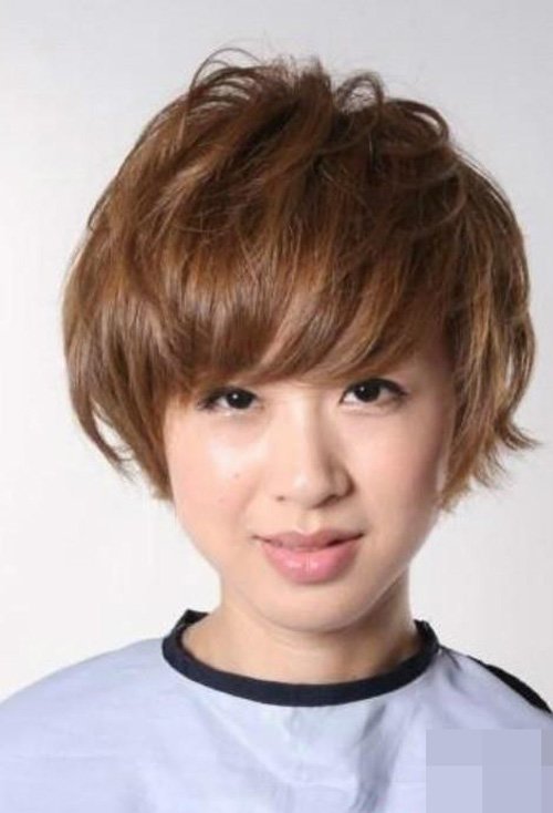 �Ըпɰ����ɶ̷��������� ��������ͷ��չ��һ������