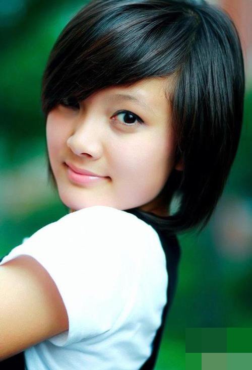 ����Ů���ʺ�ѧ��ͷ�� Ůʿ�����ļ���̷�ʾ��