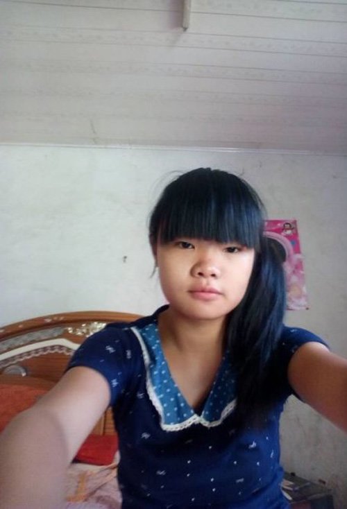 2019�������ʺ����ķ��� �߽�У԰����Ů������