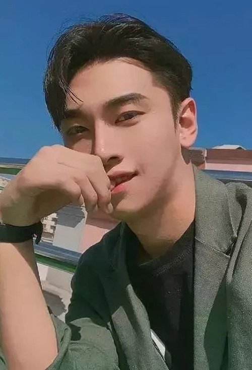 ��ͷ������ʲô���ͺÿ� Ӣ��˧��ը���̷����