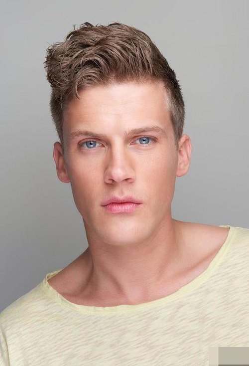 �������ʺ�ʲô���ķ��� ����˧������Ķ̷�����