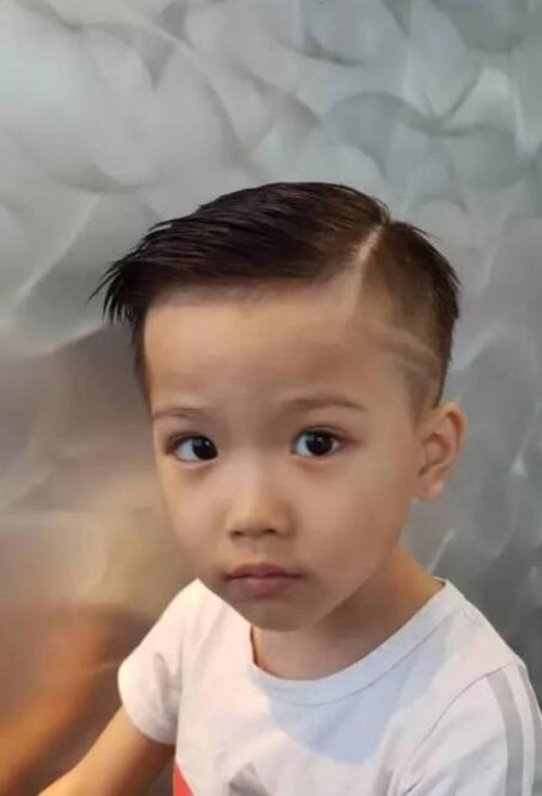 С���������ȿ��˶̷��� ��һ�޶��к���ͷ������