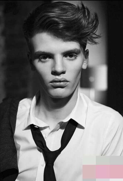 2019���������еĶ̷�ͼƬ �����ഺ˧�з緶�̷�