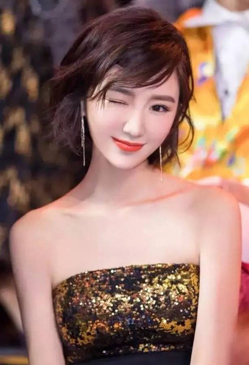 �̷���Ů���ʺ�Ⱦ�ķ�ɫ ������ˬ���˶�ͷ������