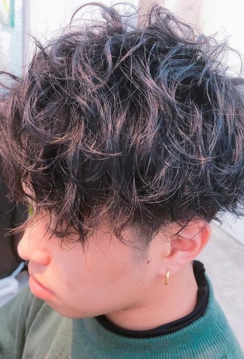 �����̱�ըͷΪ���ͣ�� �ٱ�˧��ʱ�ж̷��ķ���