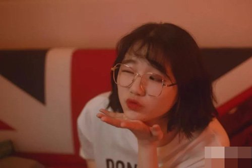 ����Ů���ʺϼ��̷��� ����Ů�����Ķ̷�����