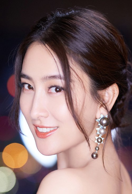 ����Ů������΢��ͷ������ ������������Ů����������