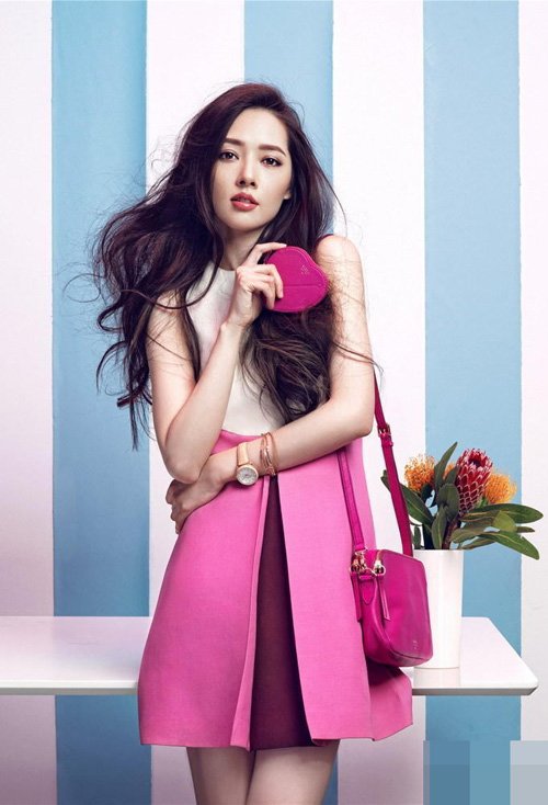 Ů���λ���������������� �ݳ���Ů��ʱ�г�����ͼ��