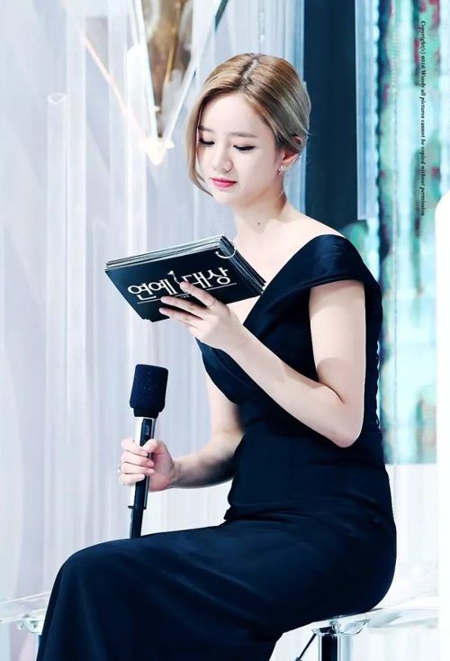 梨形脸扎头发适合什么流海 女生梳扎适合梨形脸的发型