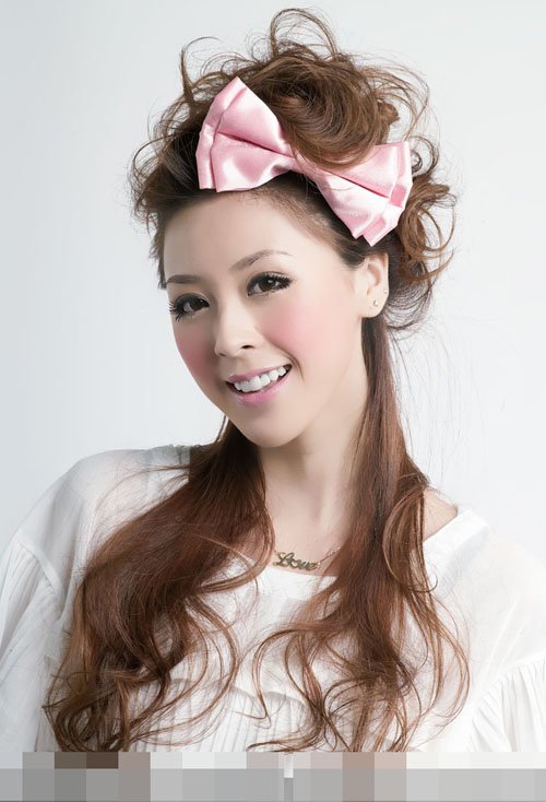 女生陶瓷烫发适合的发色 赚足回头率女生头发颜色