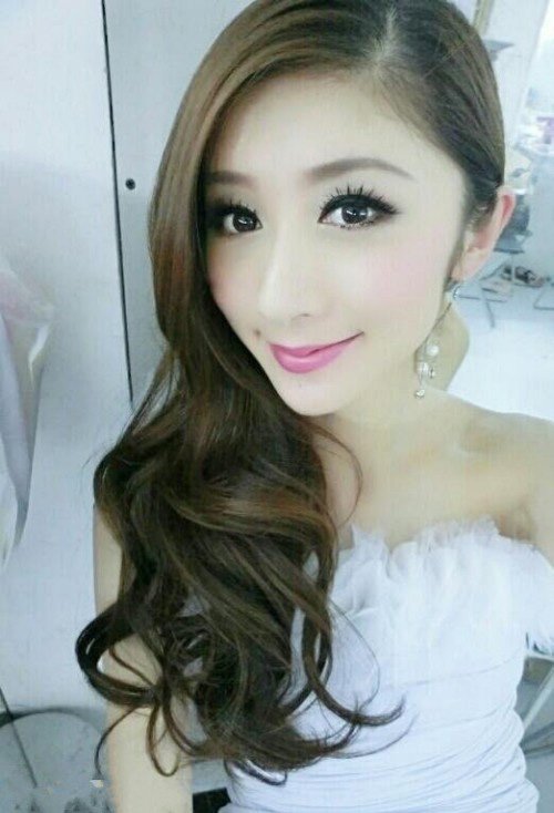 长脸女生留什么发型好看 精选中长卷烫头发造型