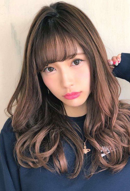 长脸女生留什么发型好看 精选中长卷烫头发造型