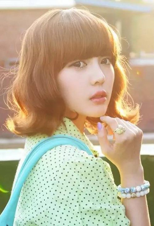 今秋女生不能错过的短发图鉴 几种常见的卷烫发发型