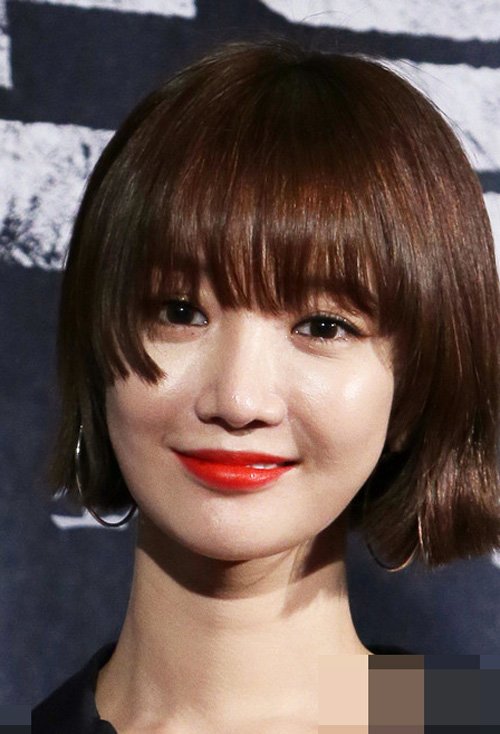 可爱妹妹头明星们都爱剪它 萌短头发正当爆红的发型