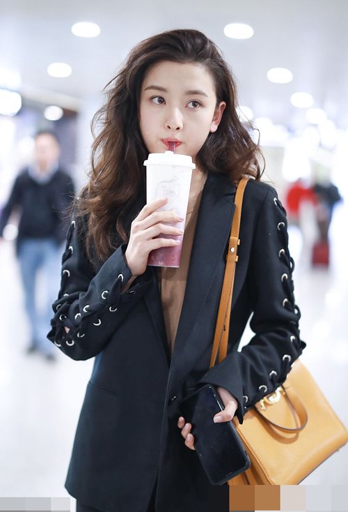 Ů��������̷�����ͼƬ ����ʱ�еľ�ͷ����ȫ