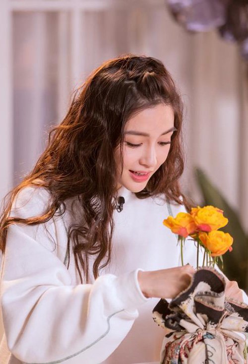 Ů��������̷�����ͼƬ ����ʱ�еľ�ͷ����ȫ