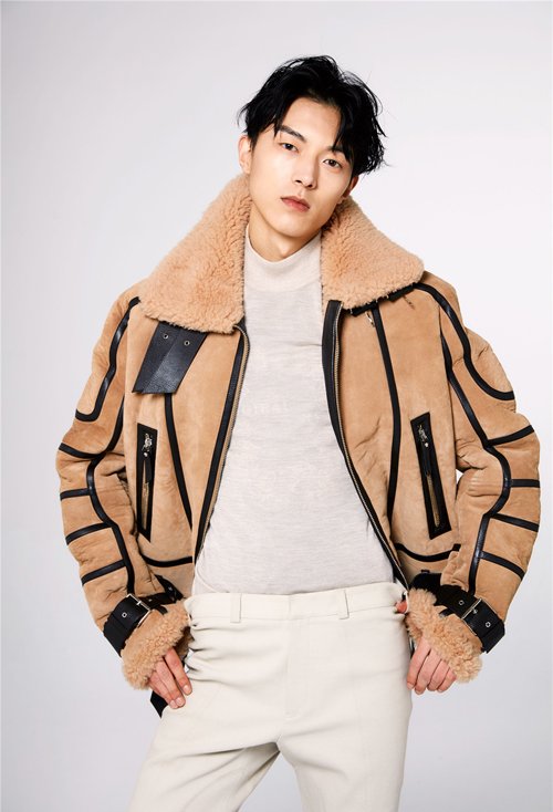 �ķ���������˧��ͷ������ �������������̾�������