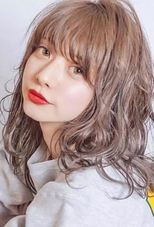 2020��Ů���̷�����ɫ �����´�ʱ��ľ�������