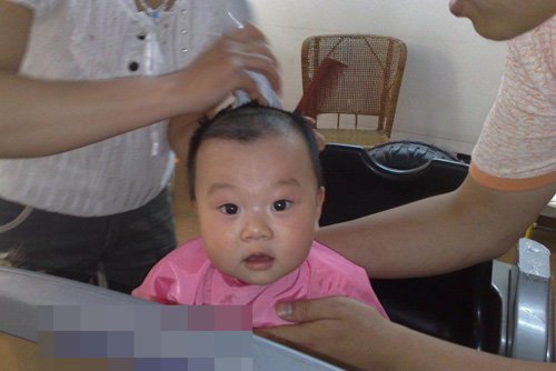 小孩剃小平头发型图片 帅气男童适合的短发造型