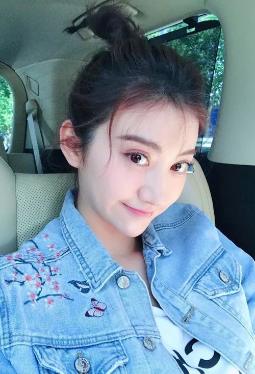 日系甜美短头发尽显可爱 中短发如何扎辫子会好看