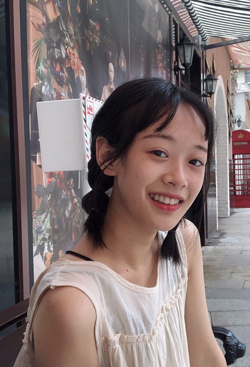 日系甜美短头发尽显可爱 中短发如何扎辫子会好看