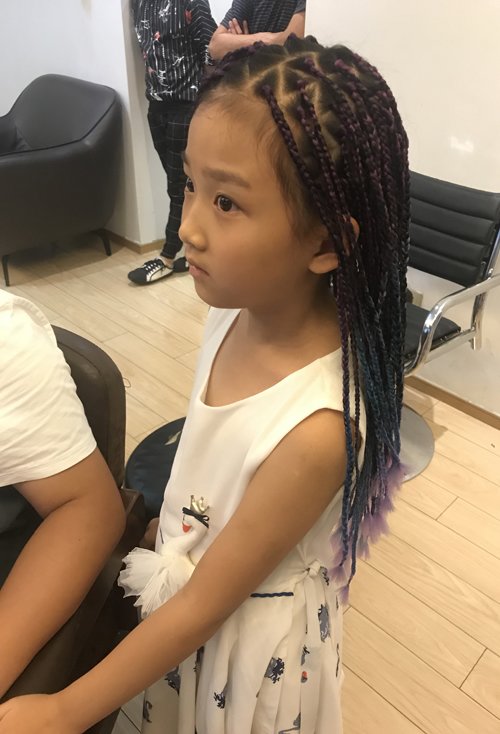 小女孩编可爱乖巧辫子发型 儿童适合的编发造型