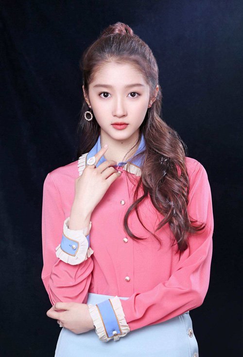 ��˿�̷����೤ͷ���ÿ� ������Ů������ͷ��ʾ��