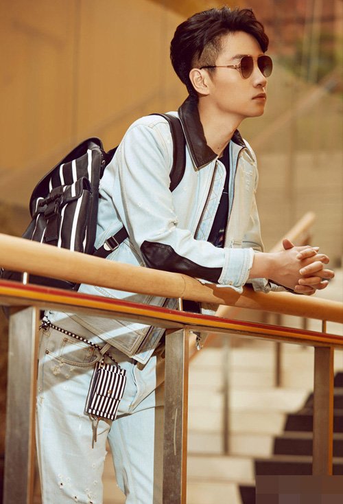 ��ѧ����������˧��ƽͷ �崿��������ѧ����ͷ��