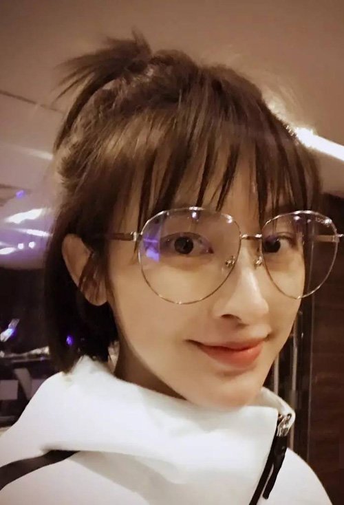 СŮ����ƻ��ͷ����ͼƬ ��Ů�ʺ����ı��ӷ���