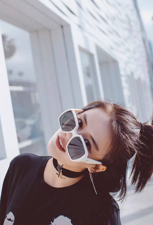 СŮ����ƻ��ͷ����ͼƬ ��Ů�ʺ����ı��ӷ���