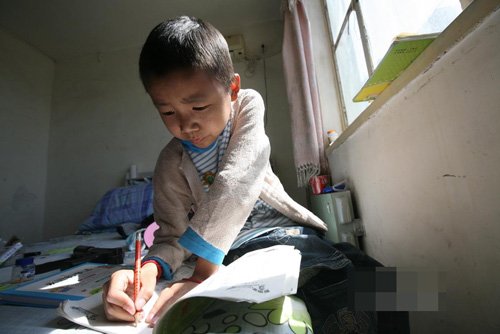 �����б�����ͷ������ ����˧���к�����ͼ