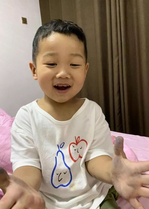 �����б�����ͷ������ ����˧���к�����ͼ