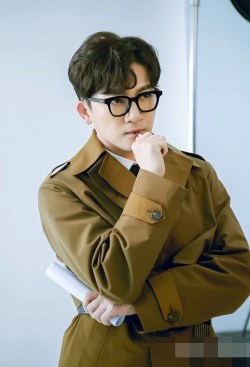 ��ѧ�����߷ַ���ͼƬ ��ѧ��˧���̷�ʾ��