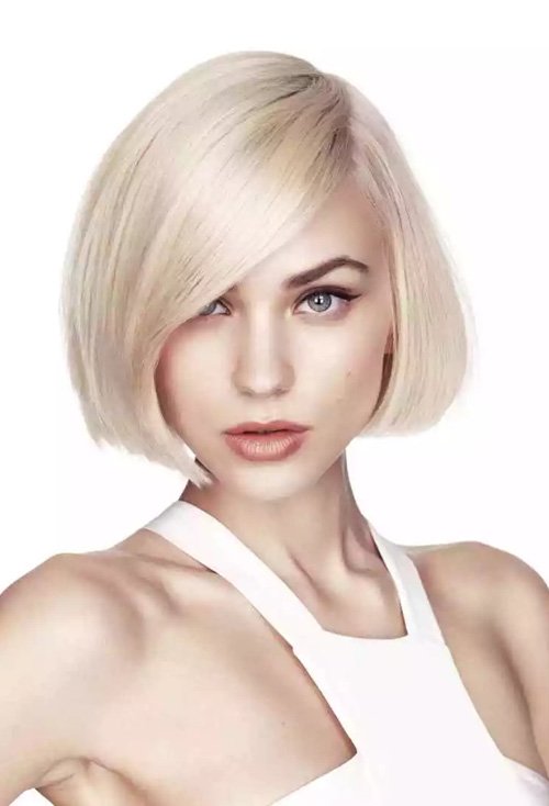 钻石脸女生精剪短头发设计 小女生最新短头发造型图片